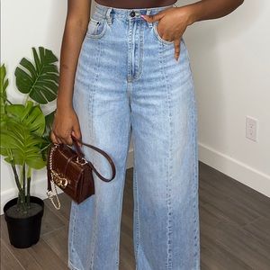 High Waisted Cropped Jeans